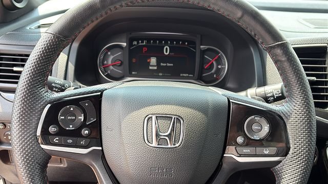 Used 2025 Platinum White Pearl Honda Black Edition image 13