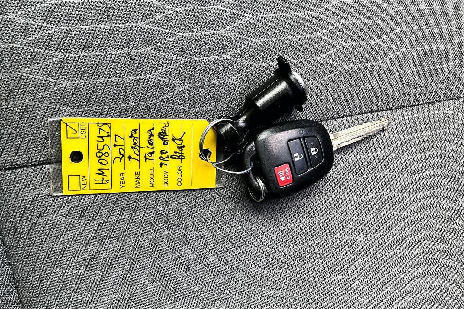 Used 2017 Black Toyota SR5 image 14