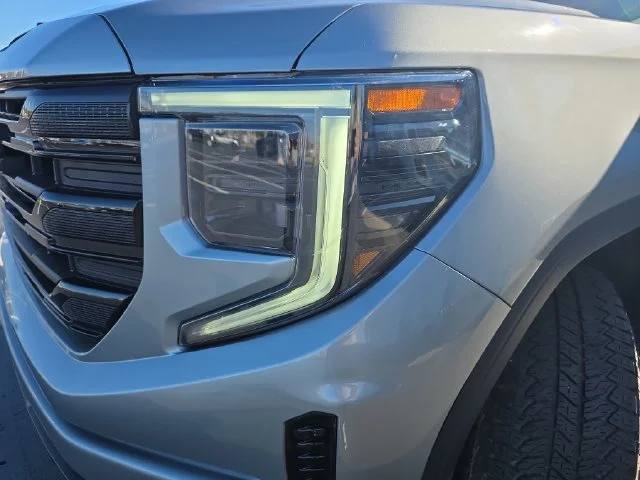 Used 2026 Sterling Metallic GMC Elevation image 31
