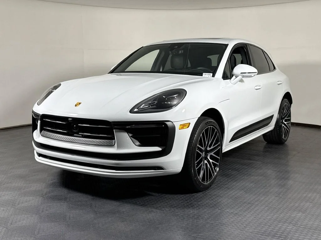 2026 Porsche Macan