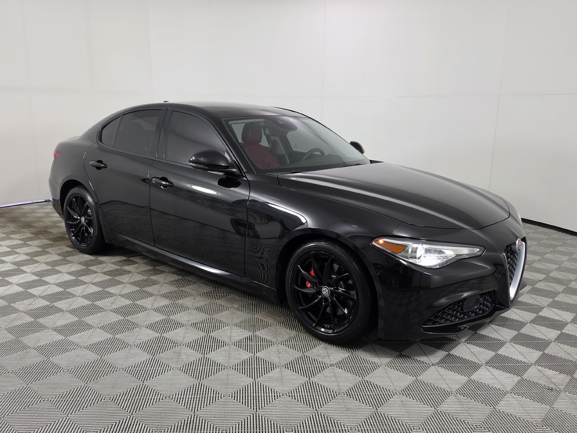 2017 Alfa Romeo Giulia Base - Photo 43