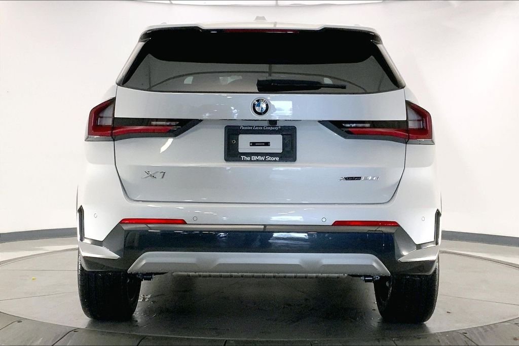 New 2027 Mineral White Metallic BMW xDrive28i image 3