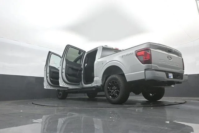 New 2026 White Ford XLT image 46