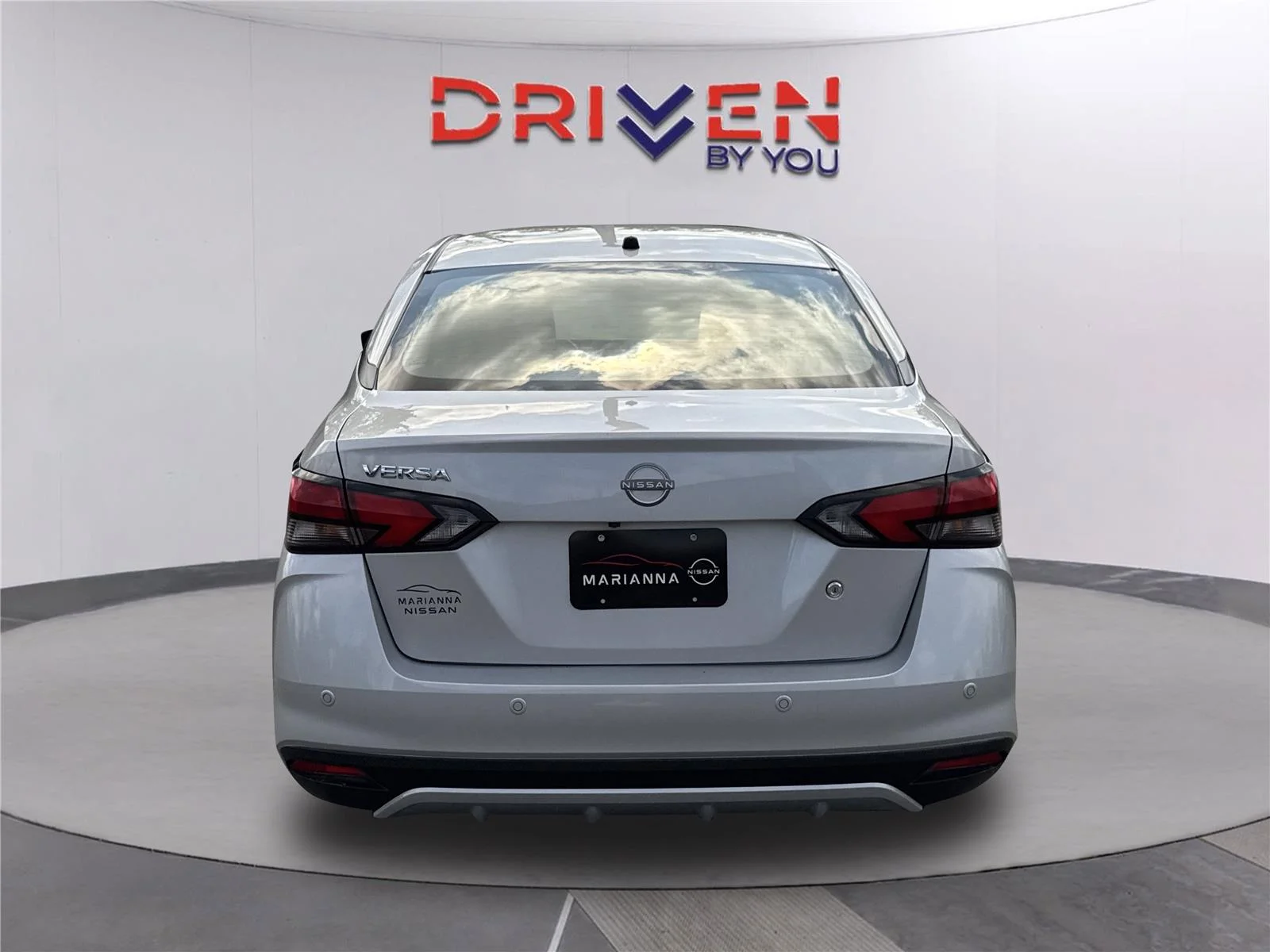 Used 2024 Brilliant Silver Metallic Nissan S image 5