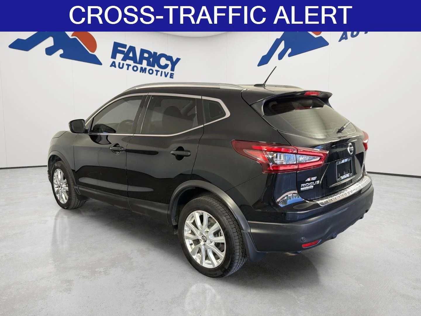 Used 2022 Magnetic Black Pearl Nissan SV image 7