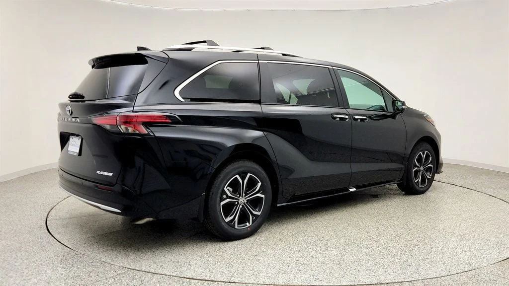 Used 2026 Midnight Black Metallic Toyota Platinum AWD 7-Seater w/ 1080p HD Rear Seat Entertainment image 5
