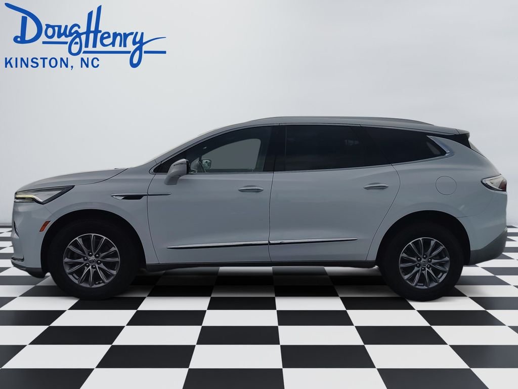 2024 Buick Enclave Premium - Photo 2