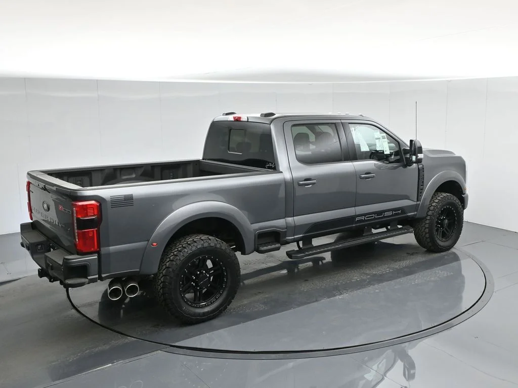 New 2026 Carbonized Gray Metallic Ford Lariat image 44