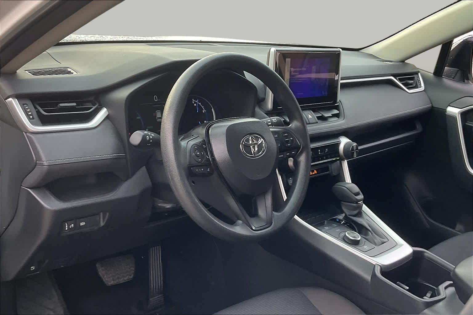 Used 2025 Ice Cap Toyota Hybrid LE image 17