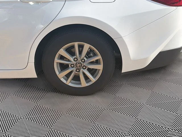 Used 2025 White Toyota LE image 4