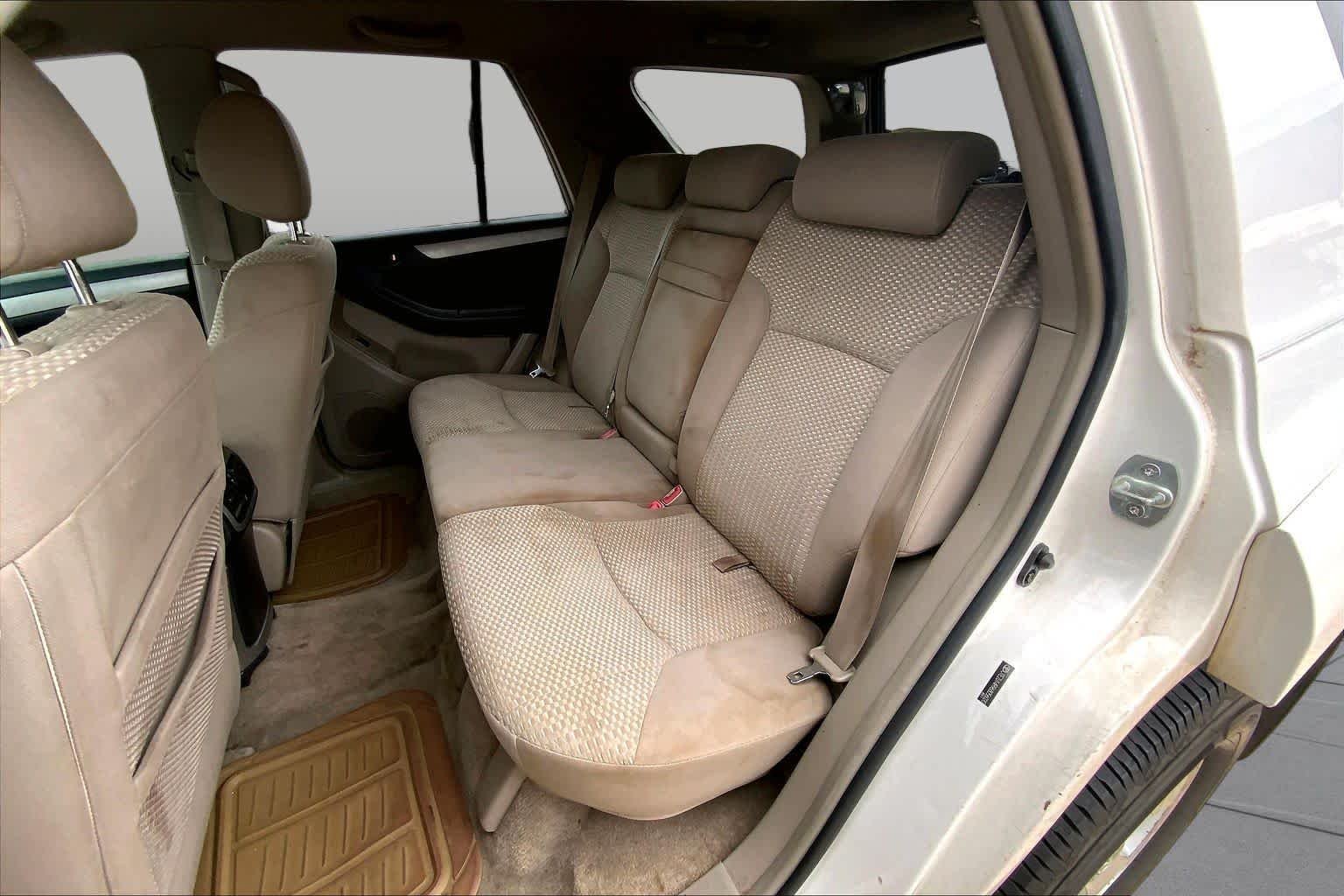 Used 2006 Natural White Toyota SR5 image 19