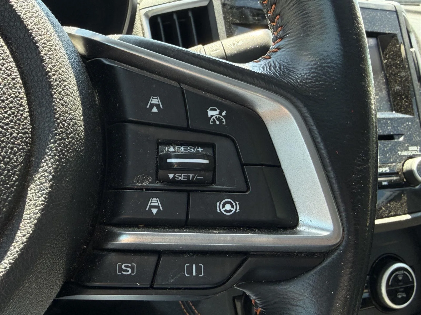 Used 2021 Crystal White Pearl Subaru Premium image 10