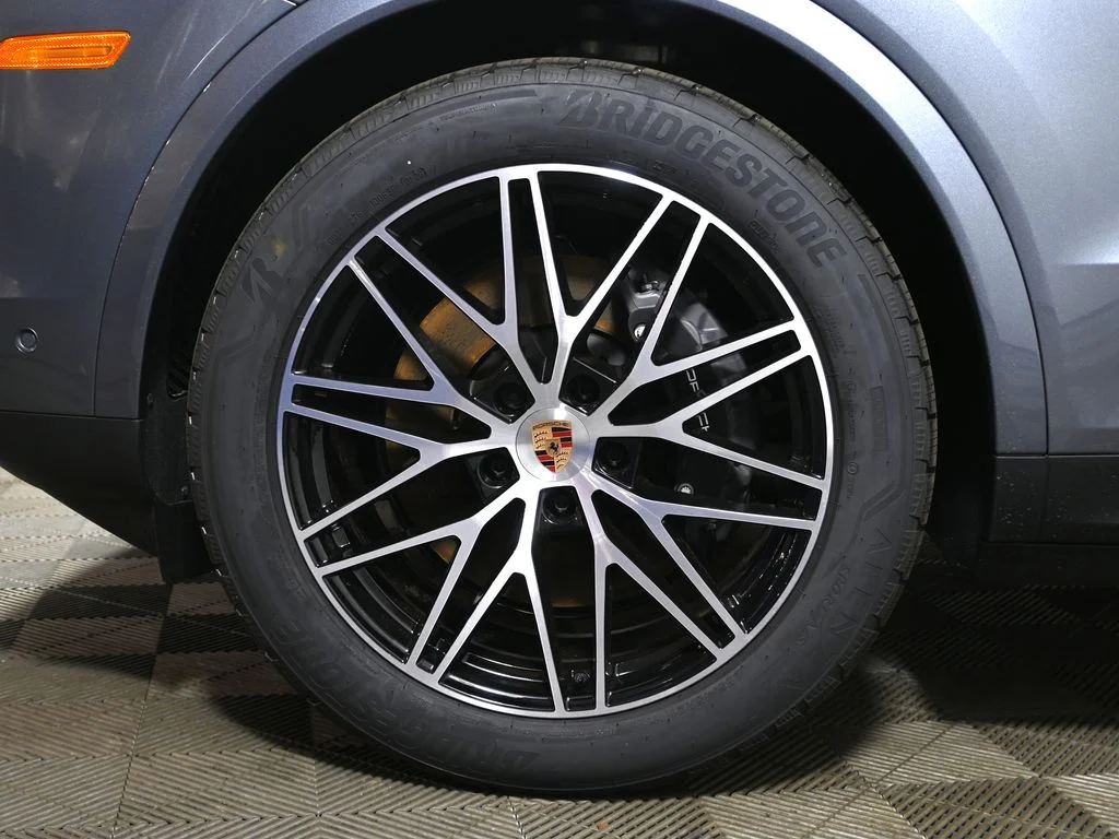 2026 Porsche Cayenne Base - Photo 12