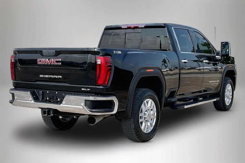 Used 2024 Black GMC SLT image 5