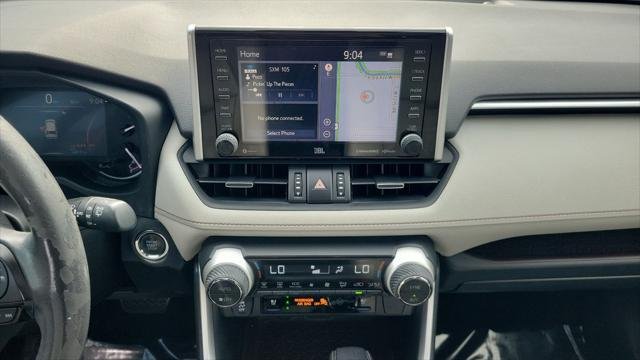 Certified Used 2019 RUBY FLARE PEARL Toyota  image 14