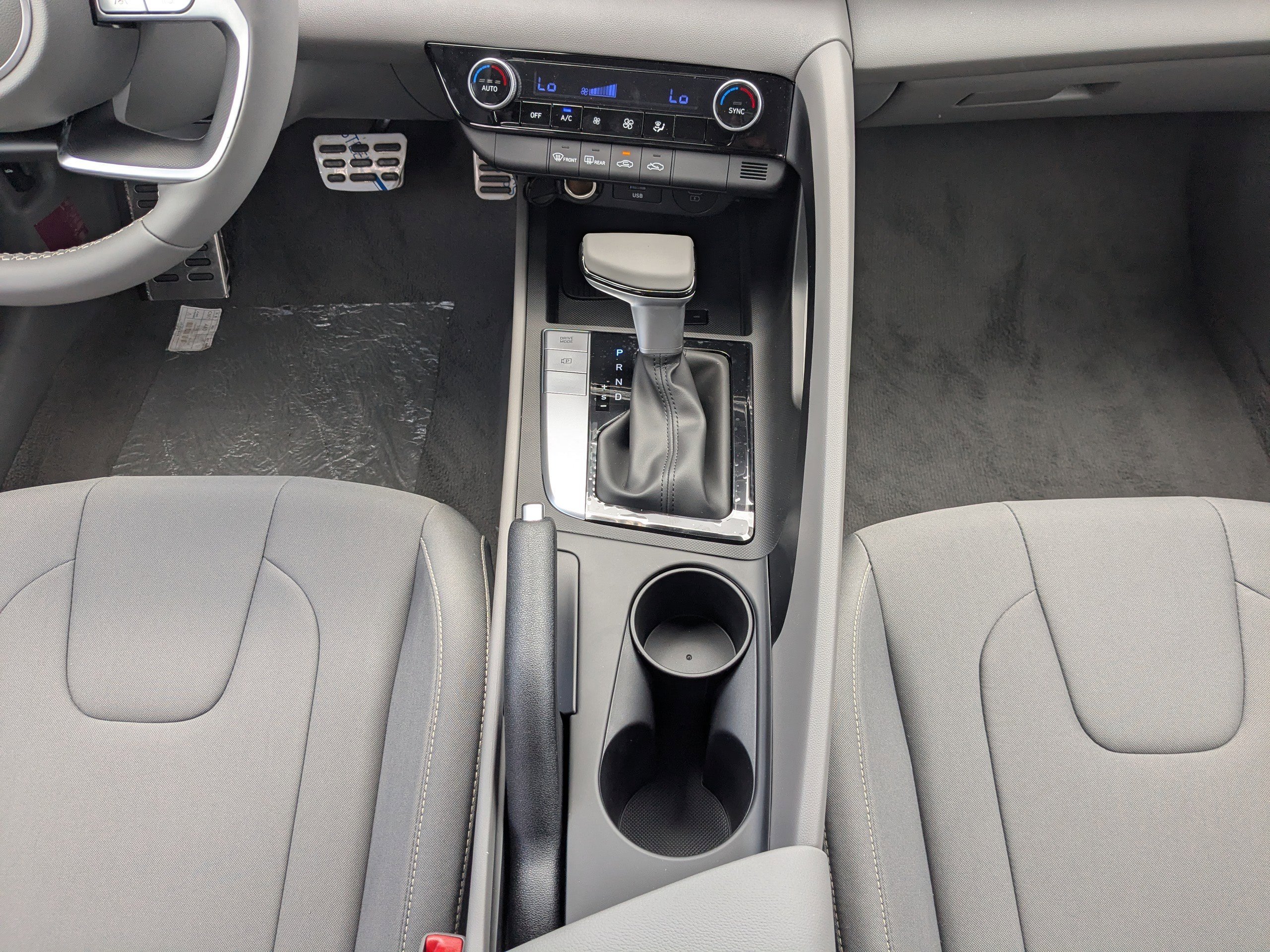 New 2025 Fluid Metal Hyundai SEL Sport image 20