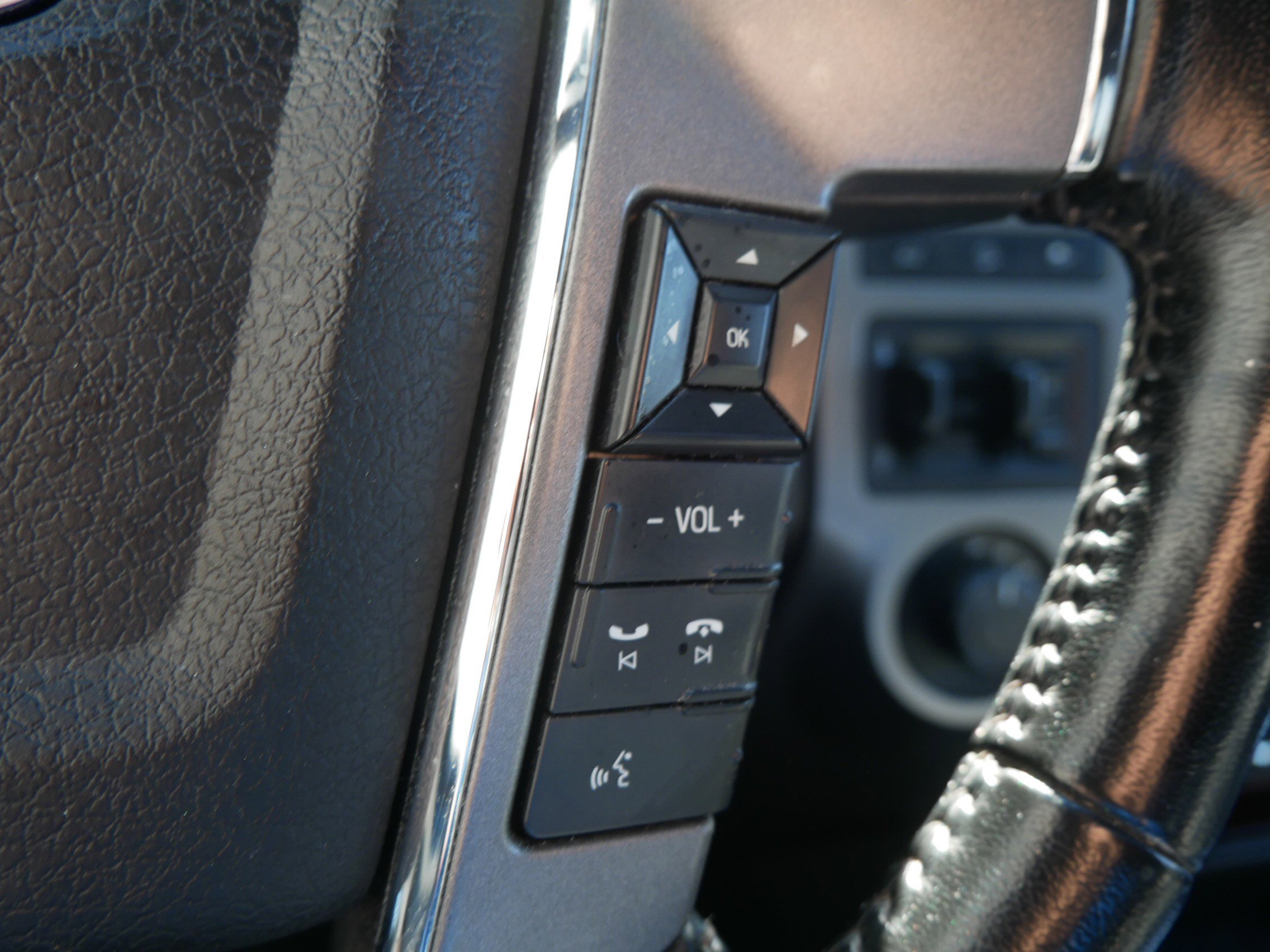 Used 2017 Silver Ford Platinum image 24