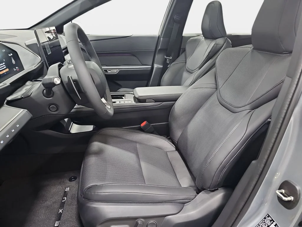 New 2026 Iridium Lexus PREMIUM AWD image 14