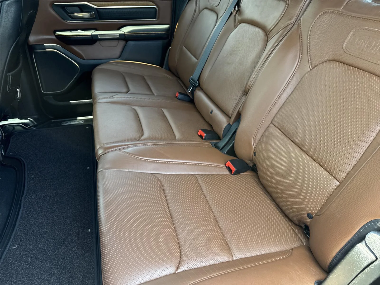 Used 2019 Diamond Black Crystal Pearlcoat Ram Longhorn image 32