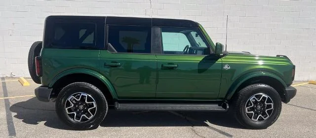 Certified Used 2025 Green Metallic Ford Outer Banks image 39