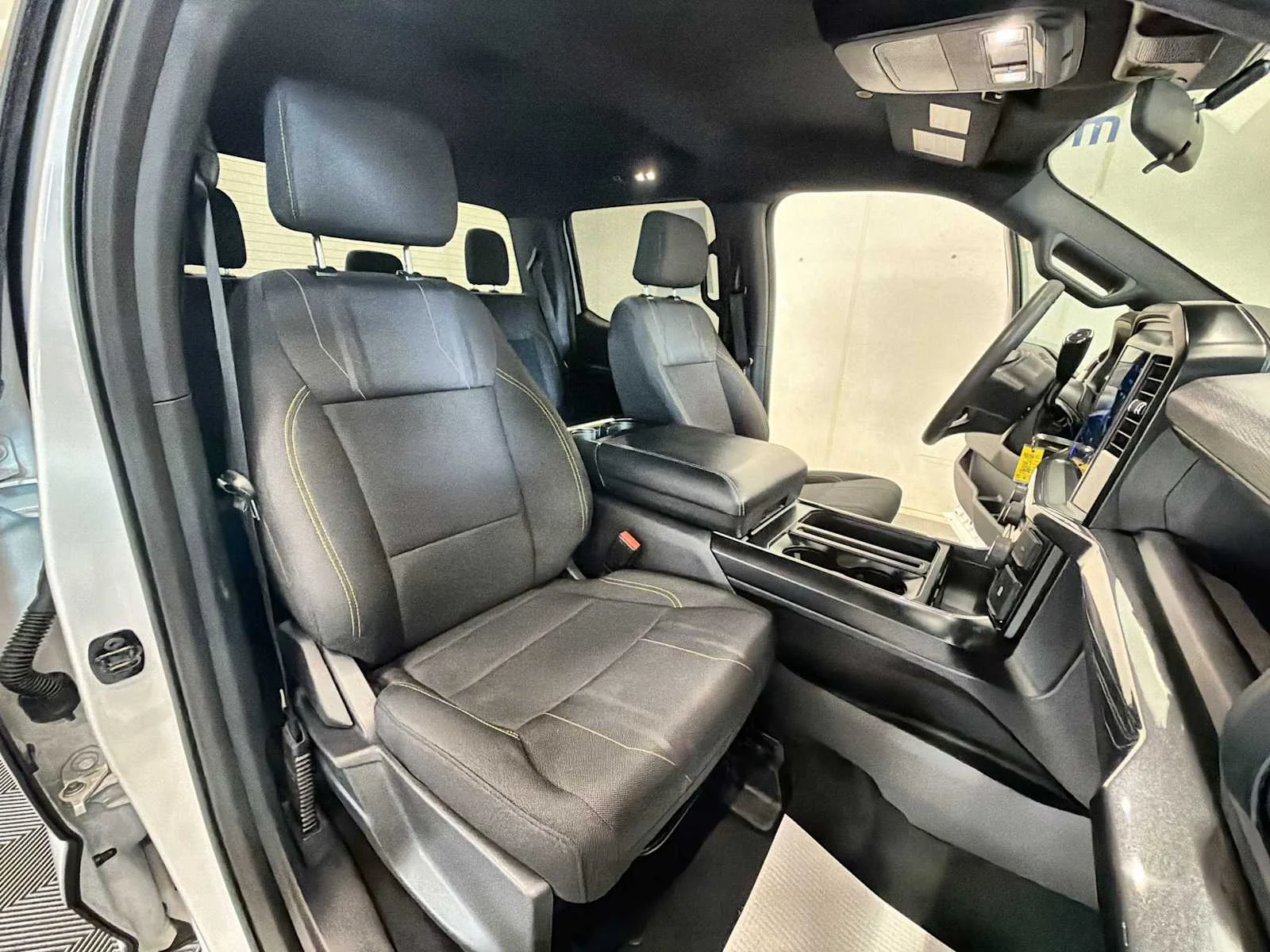 Used 2025 Oxford White Ford STX image 24