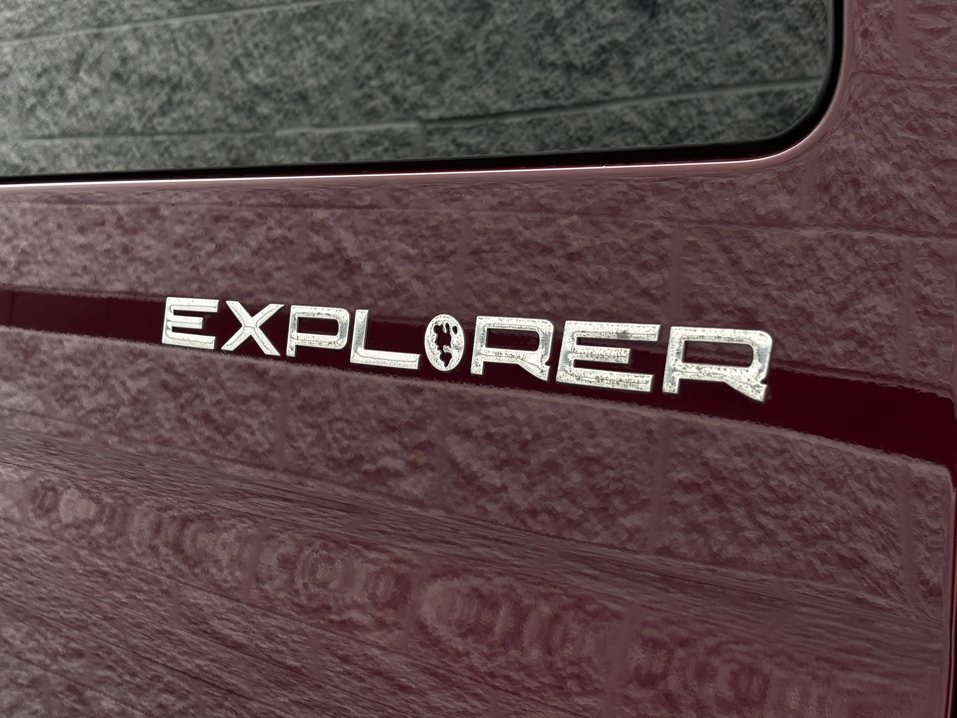Used 2024 Maroon Mercedes-Benz Explorer Limited SE image 52