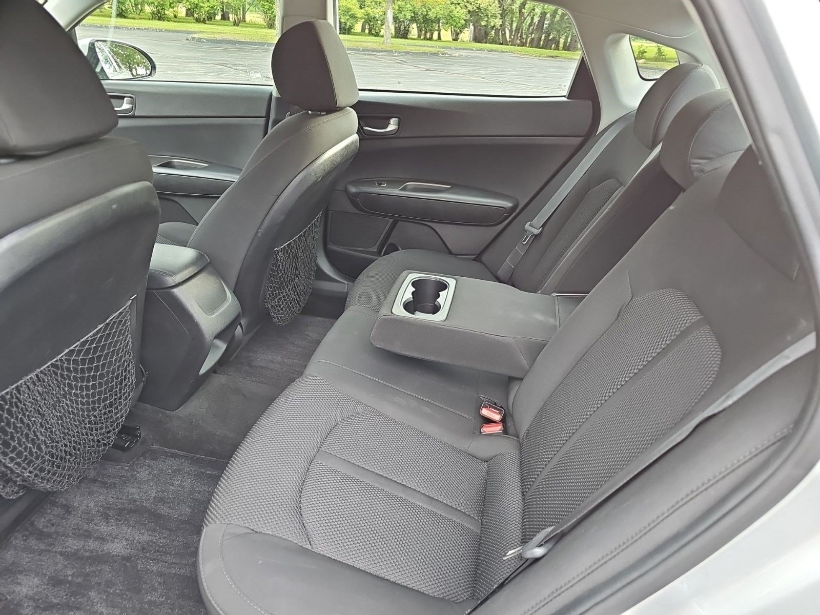 Used 2020 Sparkling Silver Kia LX image 16