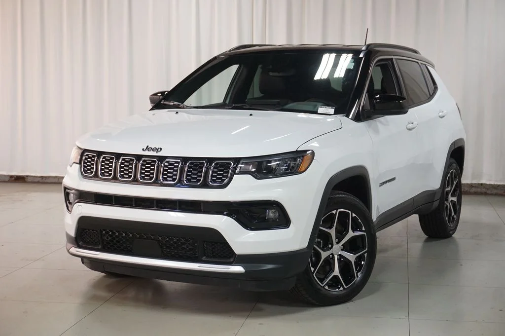 Used 2024 Bright White Clearcoat Jeep Limited image 11
