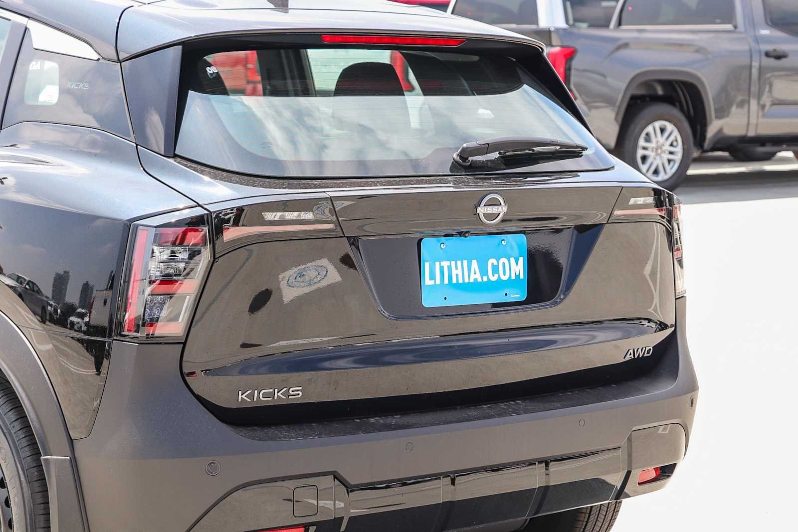 Nuevo 2026 Super Black Nissan S image 10