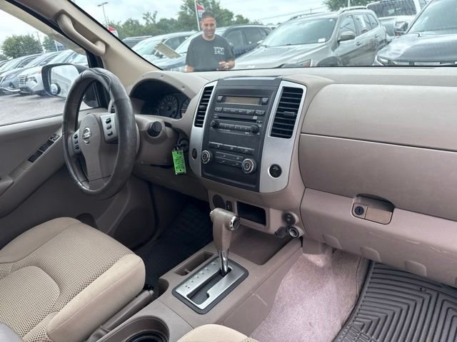 Used 2012 Red Nissan SV image 13