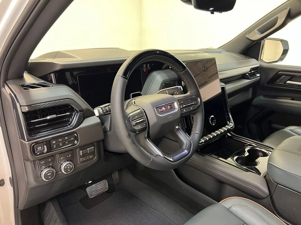 2026 GMC Yukon XL AT4 - Photo 16