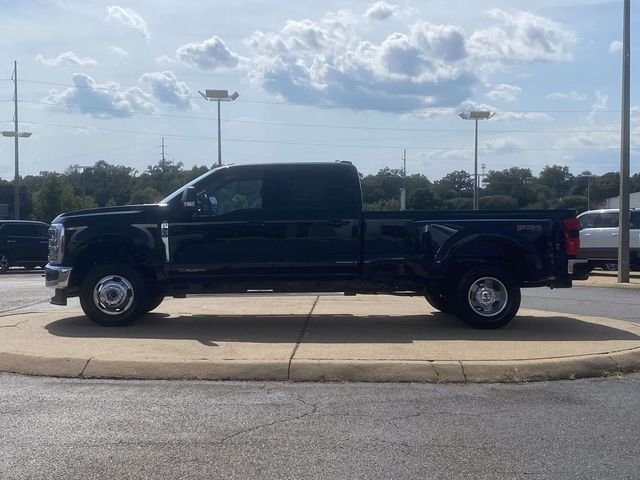 New 2026 Agate Black Metallic Ford XLT image 6