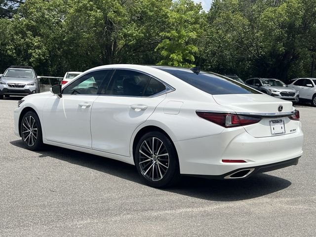 Used 2022 White Lexus 350 image 11