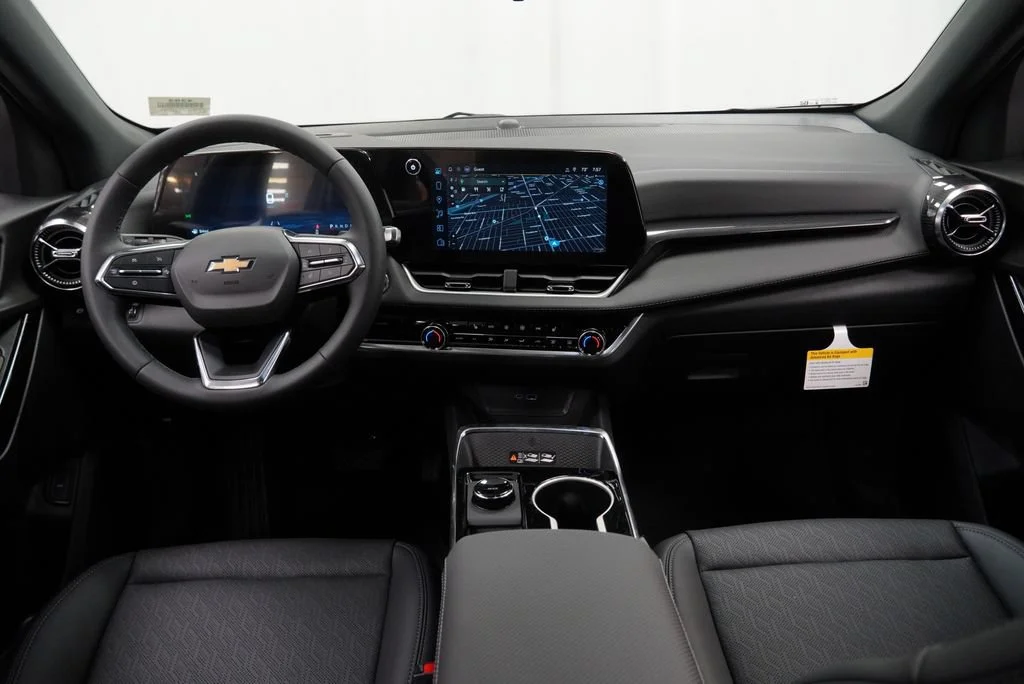 New 2027 Mosaic Black Metallic Chevrolet LT image 8
