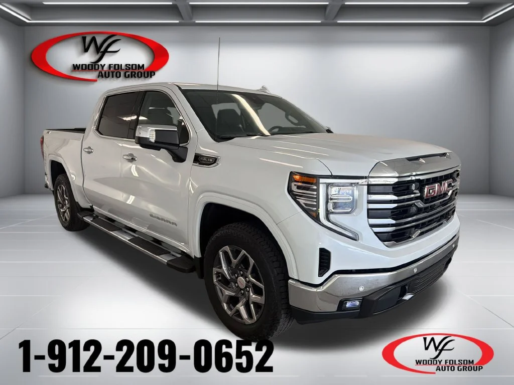 New 2026 Glacier White Tricoat GMC SLT image 1