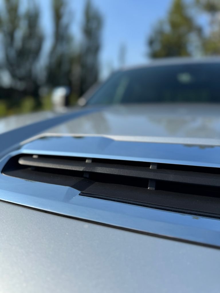 Used 2022 Silver Ice Metallic Chevrolet High Country image 62