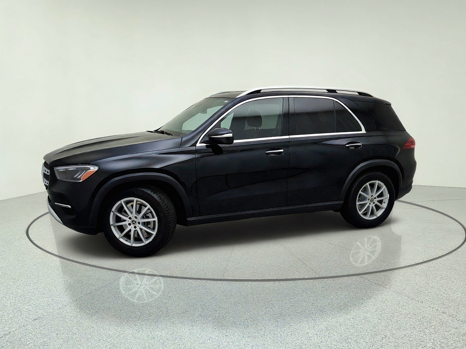 Certified Used 2026 Obsidian Black Metallic Mercedes-Benz GLE 350 image 15