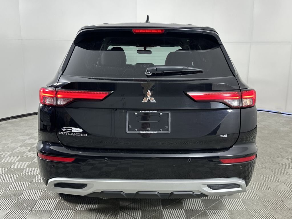 2024 Mitsubishi Outlander SE - Photo 7