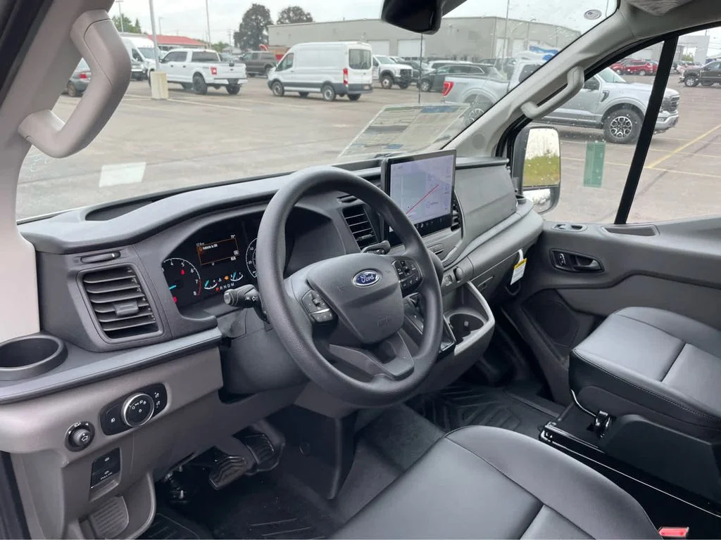 2025 Ford Transit Van Base - Photo 13