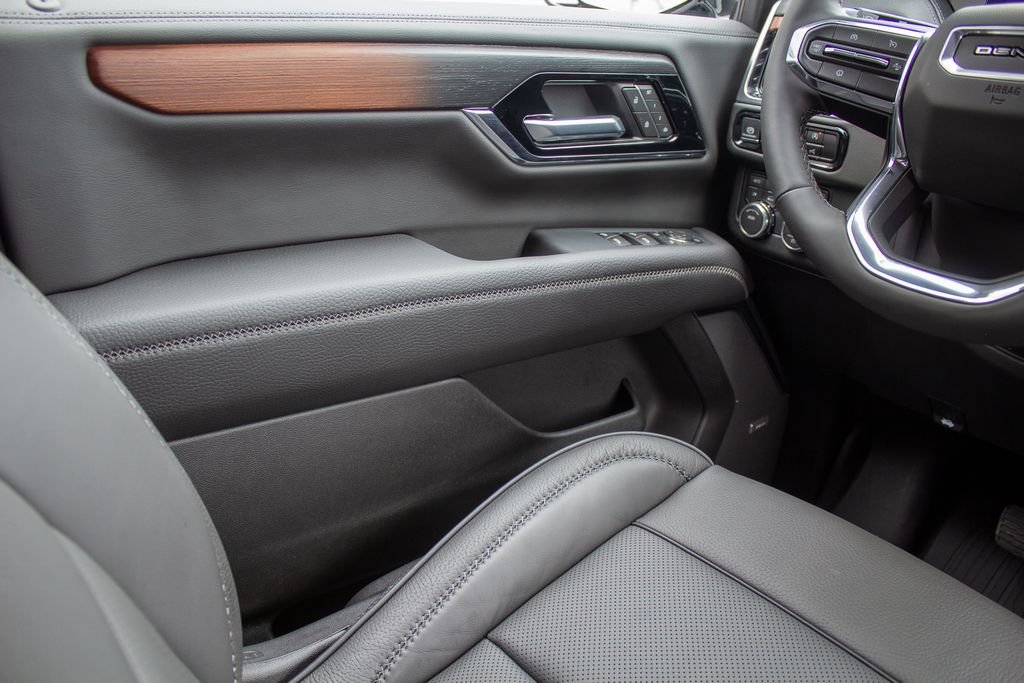 Used 2026 Black GMC Denali image 19