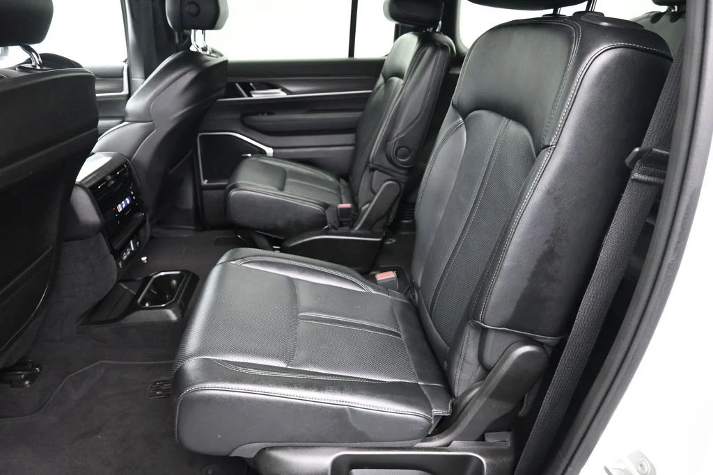 Used 2024 White Jeep Series II image 15
