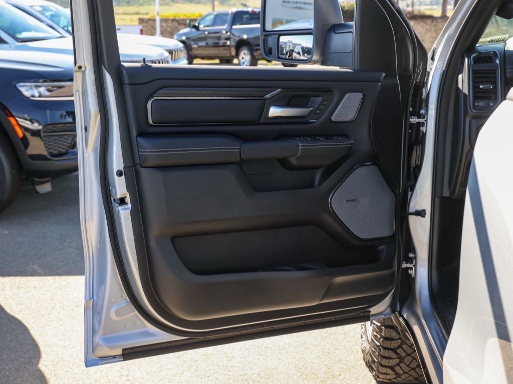 New 2026 Silver Zynith Exterior Paint RAM Rebel image 21