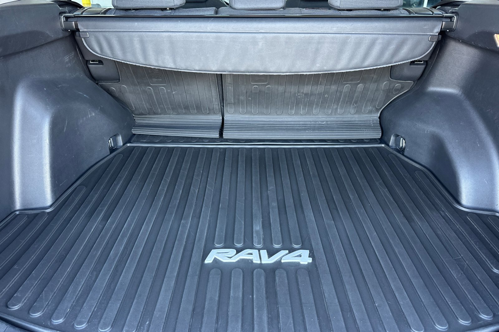 Used 2021 Magnetic Gray Metallic Toyota Hybrid LE image 15