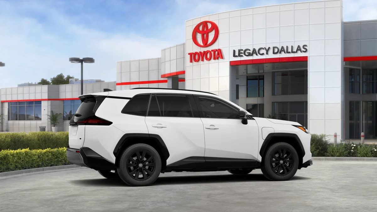 New 2026 Ice Cap Toyota SE image 12