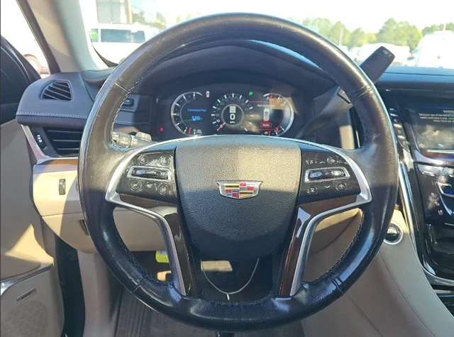 Used 2019 Gray Cadillac Premium Luxury image 10