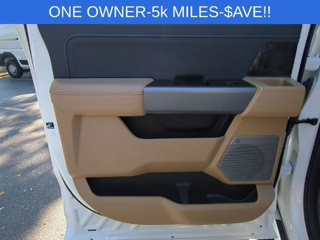 Used 2024 White Ford Lariat image 28