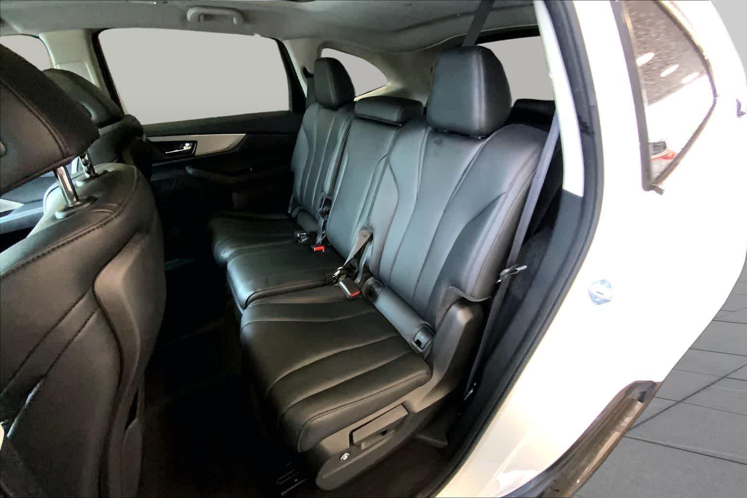 Used 2023 Platinum White Pearl Acura  image 16