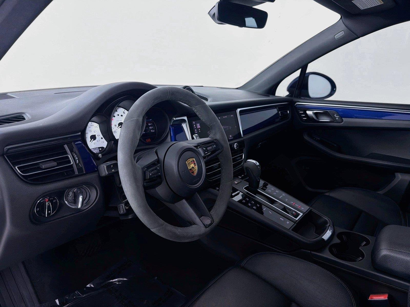 Used 2023 Gentian Blue Metallic Porsche S image 4