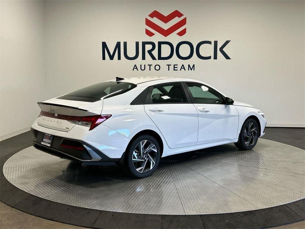 New 2025 Serenity White Hyundai SEL Sport image 15