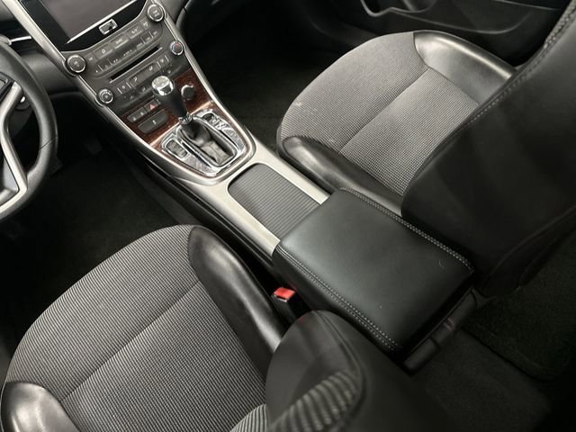 Used 2013 SILVER ICE METALLIC Chevrolet LT image 24